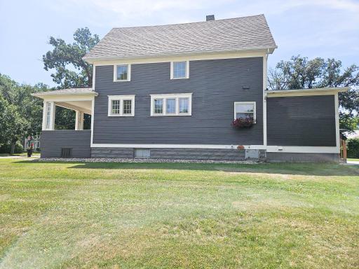 721 Labree Avenue N, Thief River Falls, MN 56701