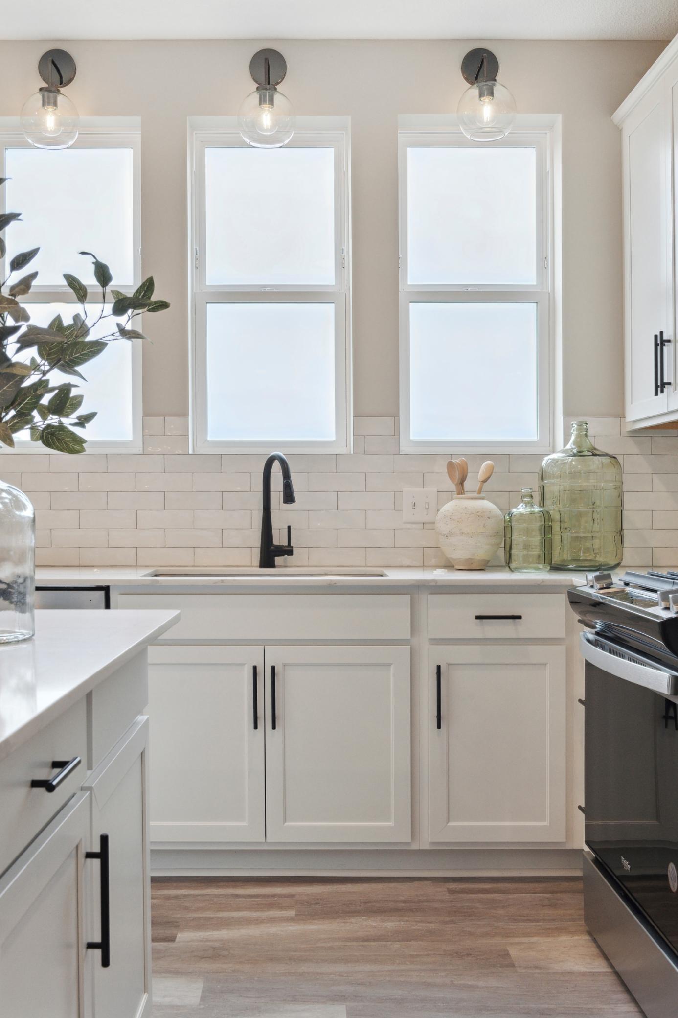 14925 Athlone Place_013.jpg