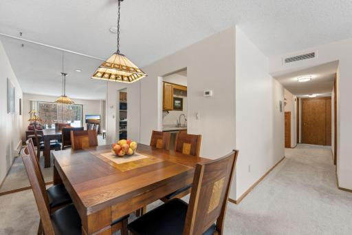 2220 Midland Grove Road, 112, Roseville, MN 55113