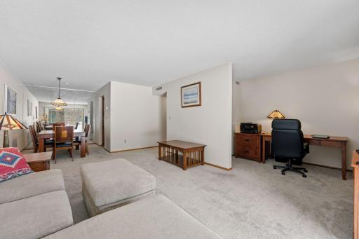 2220 Midland Grove Road, 112, Roseville, MN 55113