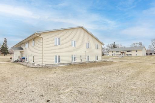 315 E Main Street, Cyrus, MN 56323