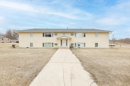 315 E Main Street, Cyrus, MN 56323