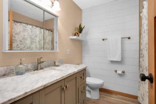 8556 Irwin Road, Minneapolis, MN 55437
