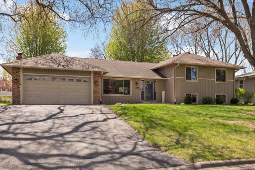8556 Irwin Road, Minneapolis, MN 55437