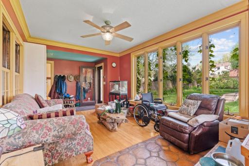 504 Mississippi River Boulevard S, Saint Paul, MN 55116