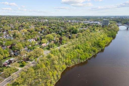 504 Mississippi River Boulevard S, Saint Paul, MN 55116