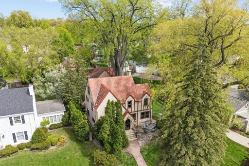 504 Mississippi River Boulevard S, Saint Paul, MN 55116