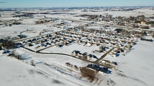 1013 E 4th Avenue SE, Freeport, MN 56336