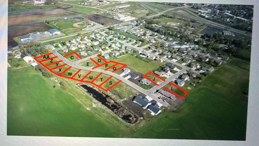 1013 E 4th Avenue SE, Freeport, MN 56336