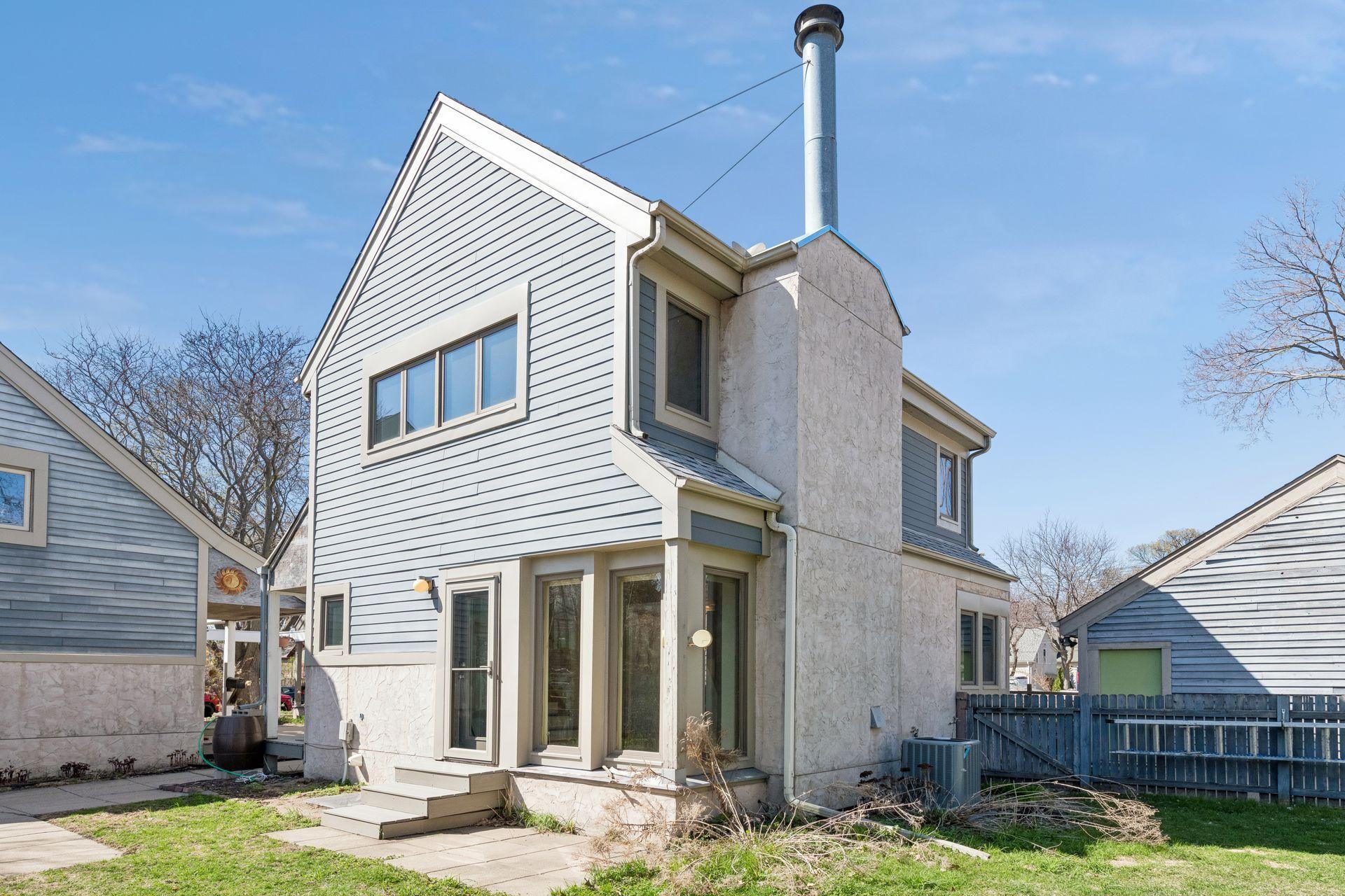 Living room door walks out to said patio space