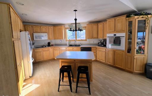 807 8th Street SW, Pipestone, MN 56164