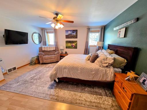 807 8th Street SW, Pipestone, MN 56164