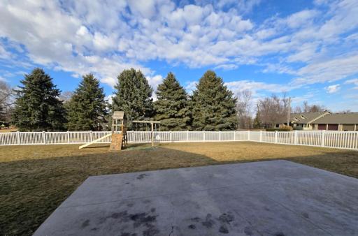 807 8th Street SW, Pipestone, MN 56164