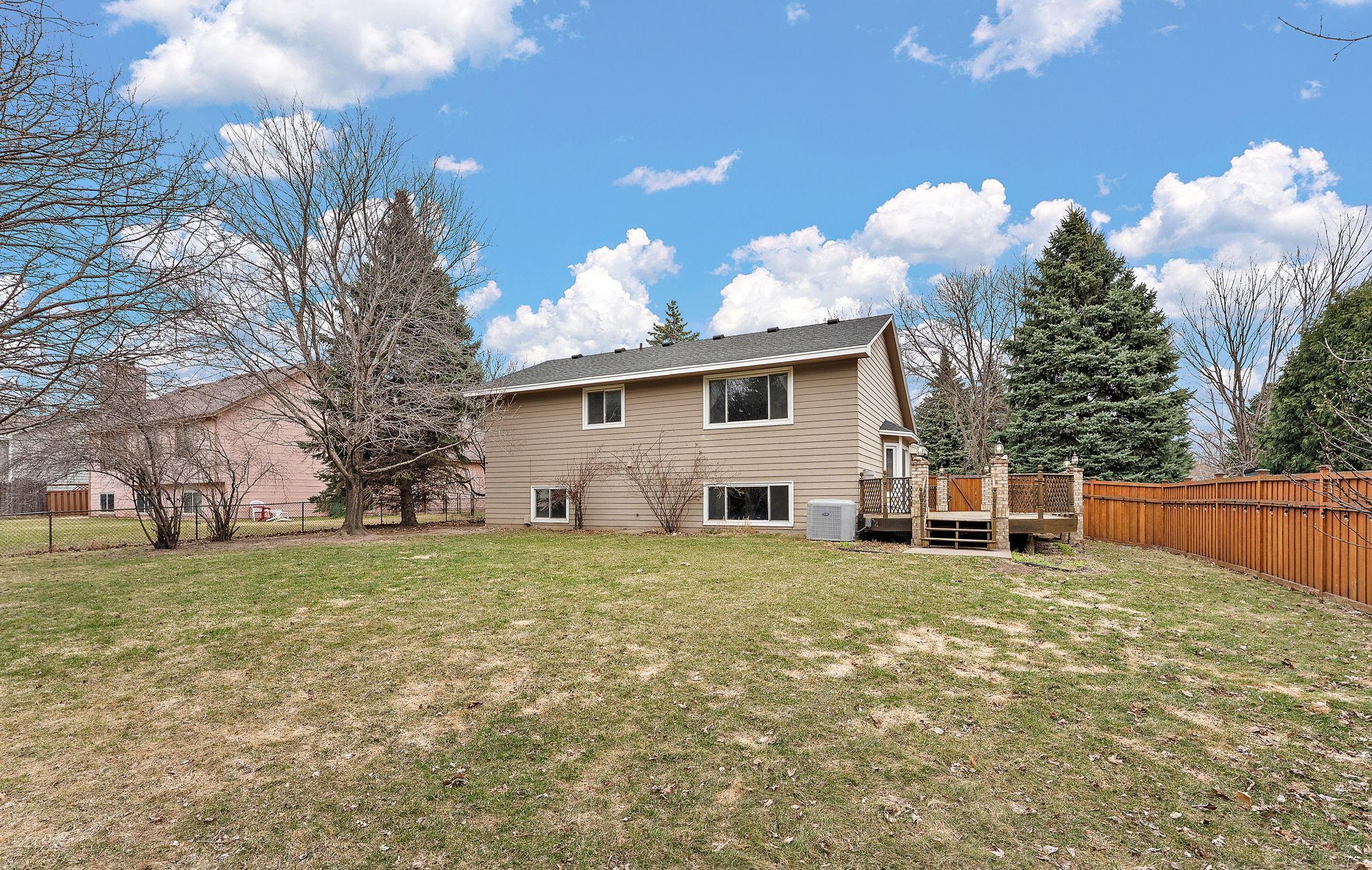 11483 Pheasant Ln N Maple Grove