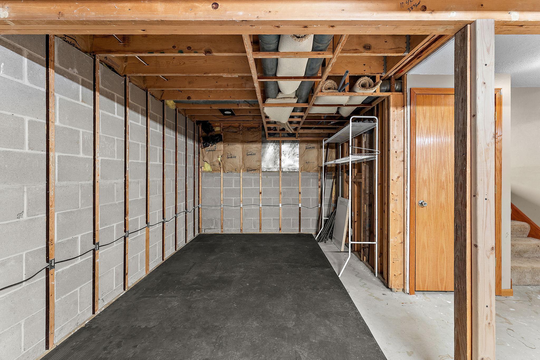 4th Level Storage Room