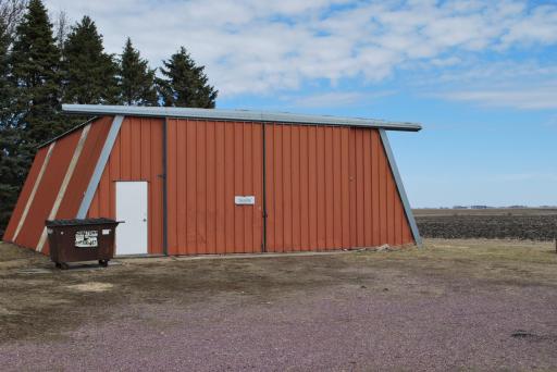 2404 State Highway 15, Truman, MN 56088