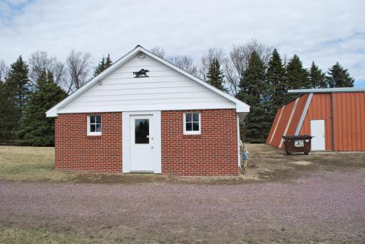 2404 State Highway 15, Truman, MN 56088