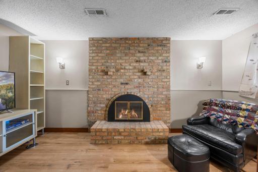 10213 Cavell Circle, Minneapolis, MN 55438