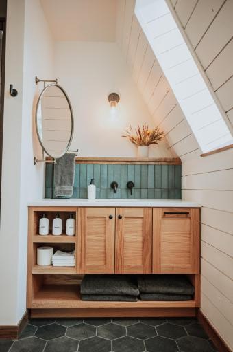 A-frame main floor bath