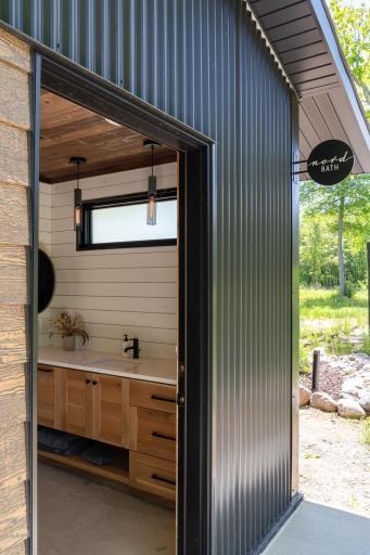 'The local'- private bath