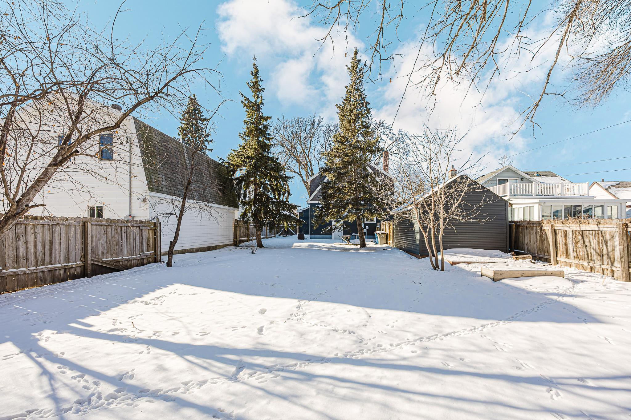 912 11th St. S., Morehead-34.jpg