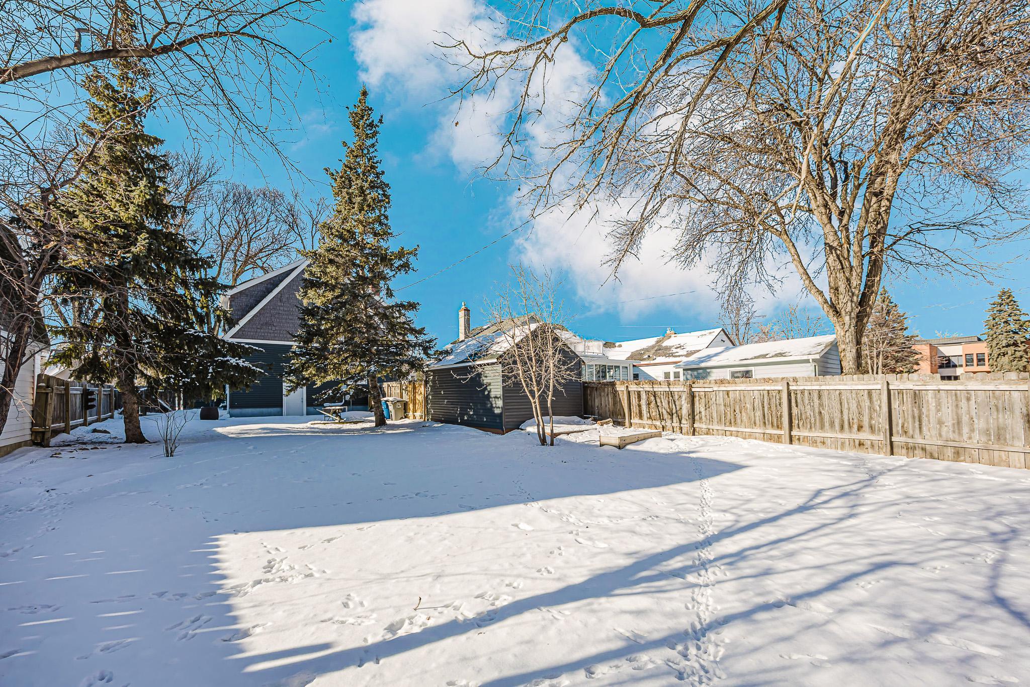 912 11th St. S., Morehead-35.jpg