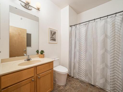 2900 11th Avenue S, 413, Minneapolis, MN 55407