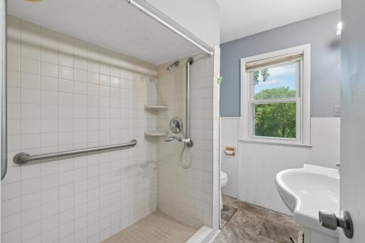 3280 Dodd Road, Eagan, MN 55121
