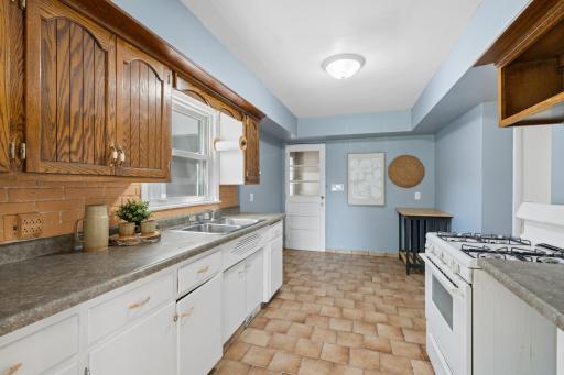 3280 Dodd Road, Eagan, MN 55121