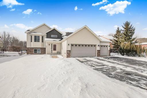 Photo for 417 13th Avenue N, Sartell, MN 56377 - listing #7012188 417 13th Avenue N, Sartell, MN 56377