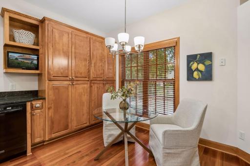 4010 Sunnyside Road, Minneapolis, MN 55424