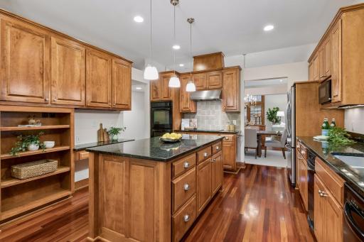4010 Sunnyside Road, Minneapolis, MN 55424