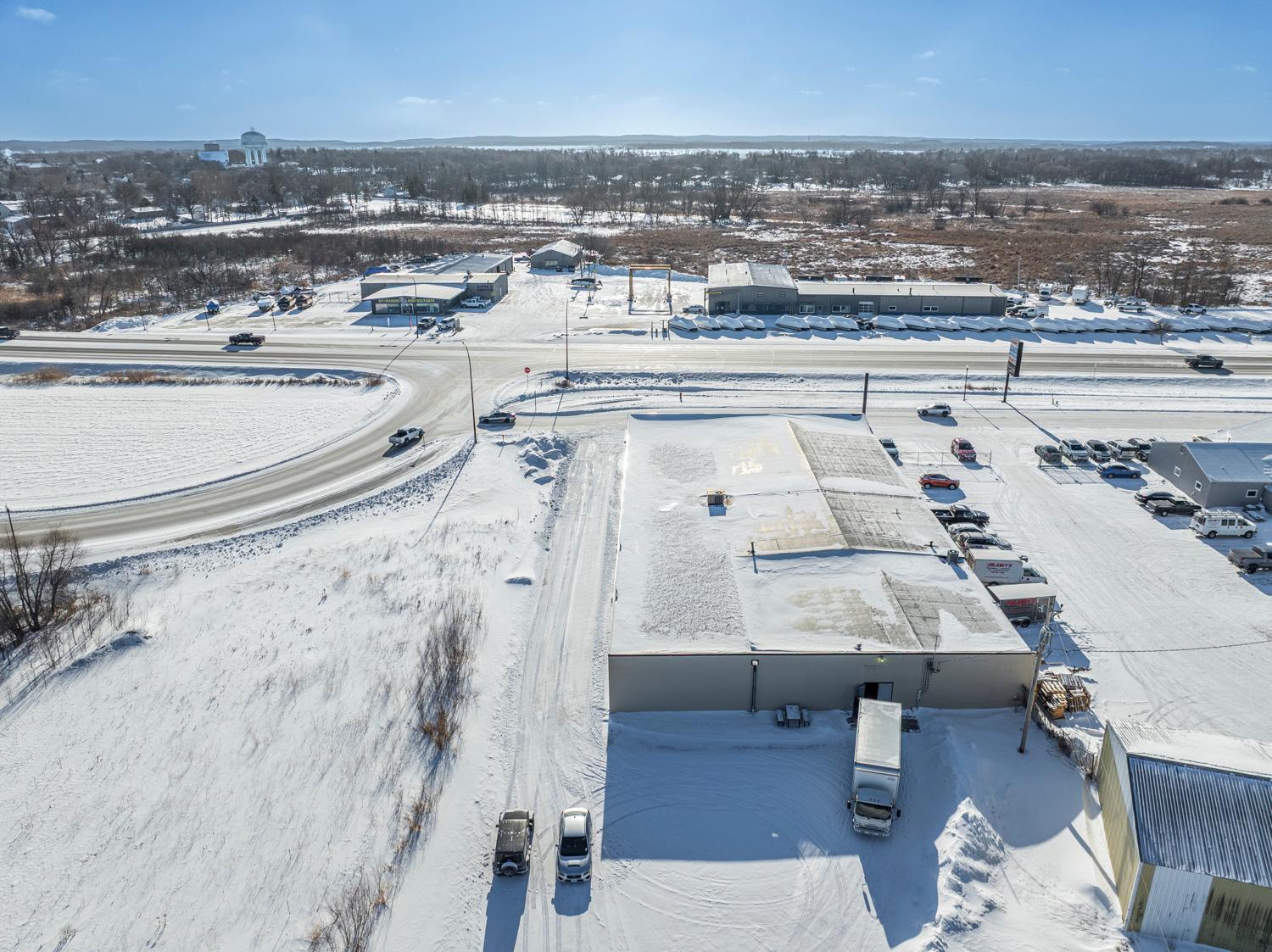 AERIAL LOOKING SE