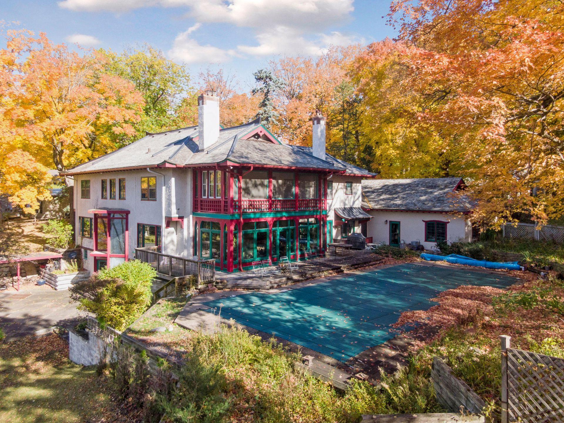 28100 Woodside Road - Spacecrafting - 0010.jpg