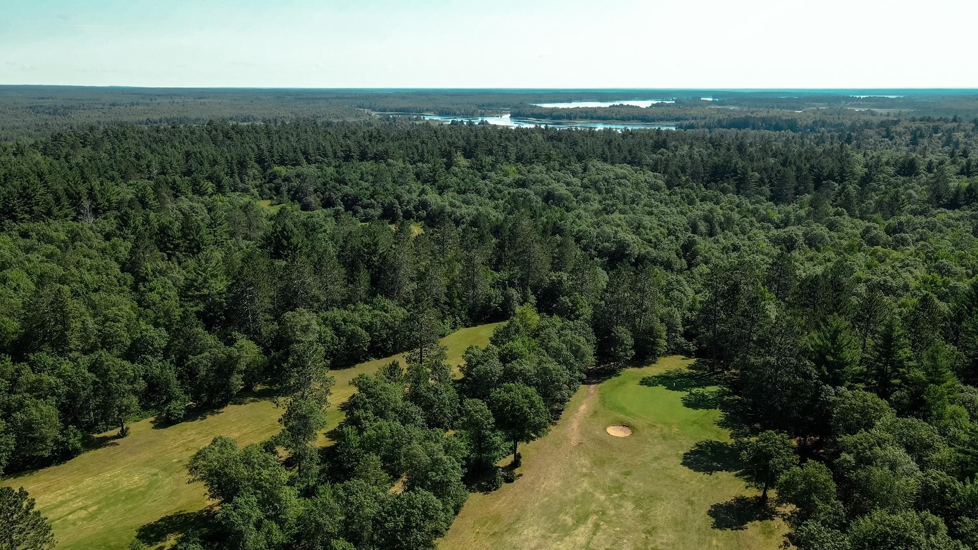 Course with the St. Croix river to the NE