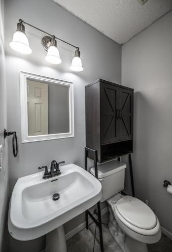 15717 Fjord Ave Apple Valley-large-012-024-Half Bathroom-682x1000-72dpi.jpg