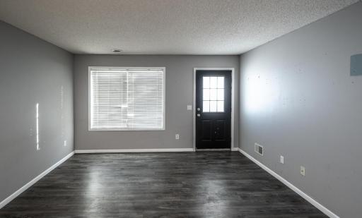 15717 Fjord Ave Apple Valley-large-007-003-Living Room-1500x907-72dpi.jpg