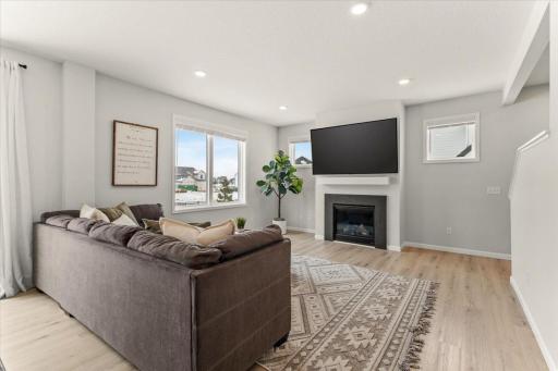 5121 Coronado Drive, Woodbury, MN 55129