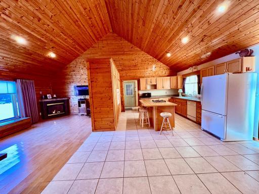 Open floor plan- vaulted ceilings