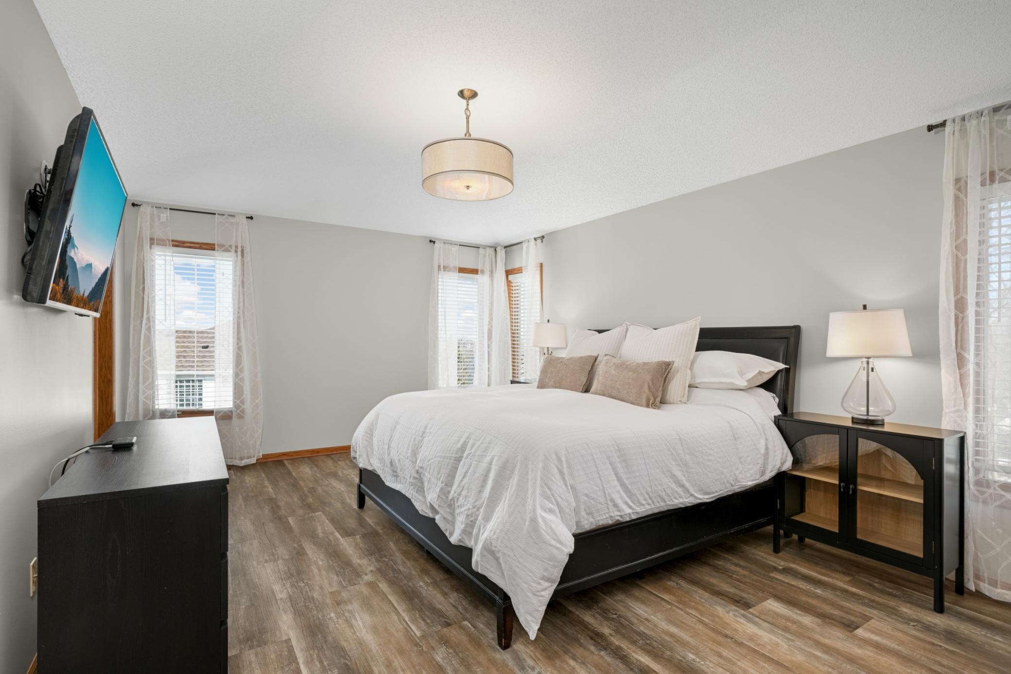 Spacious primary bedroom