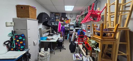 Main level storage/utility