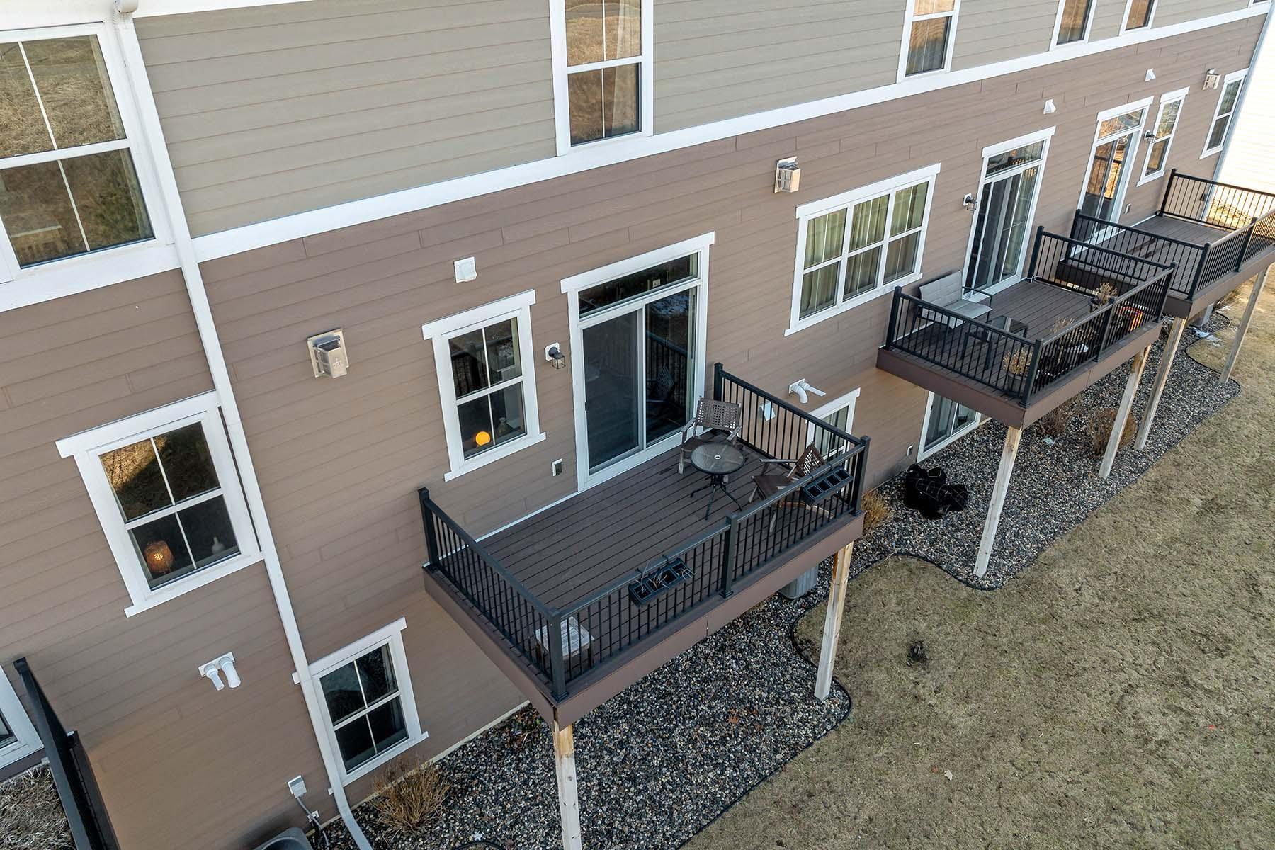 Lakeville-mn-glasswort-dr-home-for-sale-deck-drone.jpg