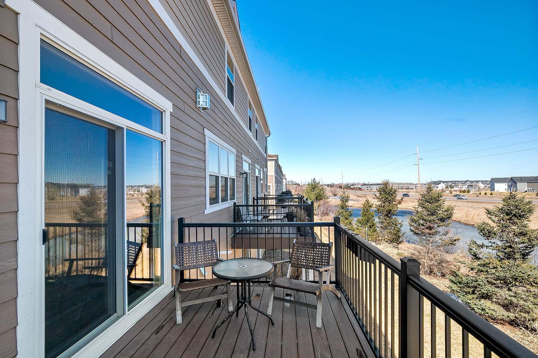 Lakeville-mn-glasswort-dr-home-for-sale-deck-view.jpg