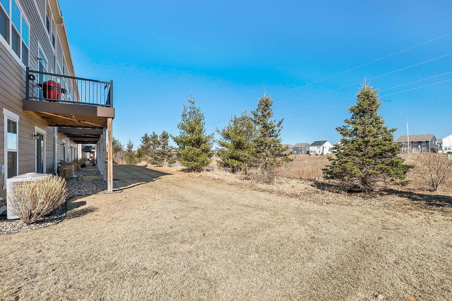 Lakeville-mn-glasswort-dr-home-for-sale-backyard.jpg