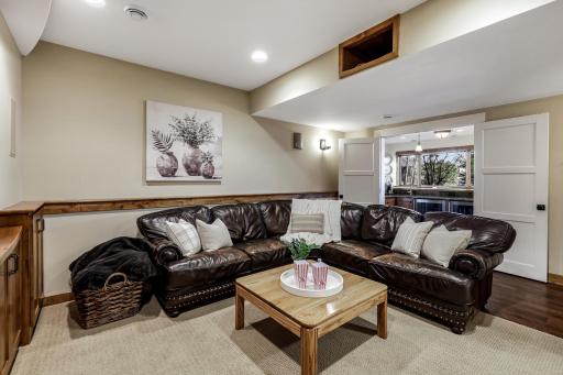 7844 Bent Tree Circle, Prior Lake, MN 55372