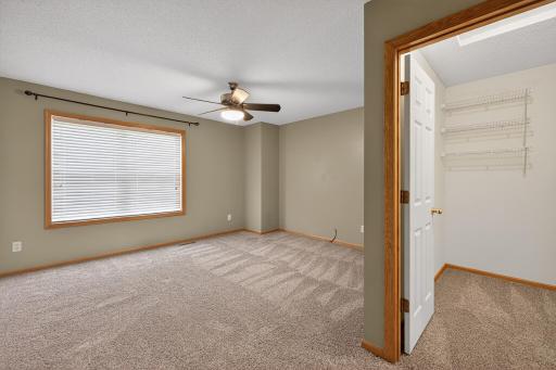 1758 Philipp Drive, Shakopee, MN 55379