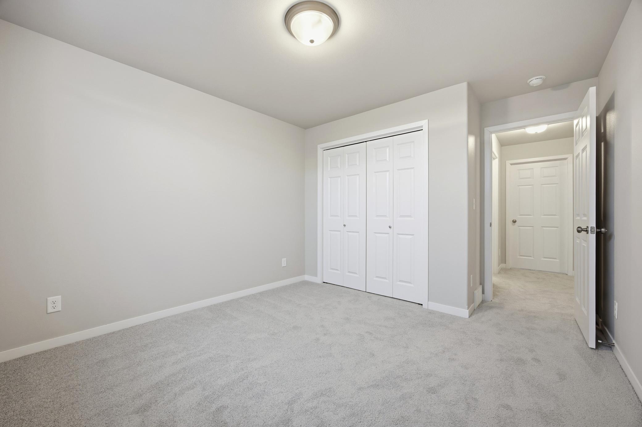 Bedroom #4 (View 2)