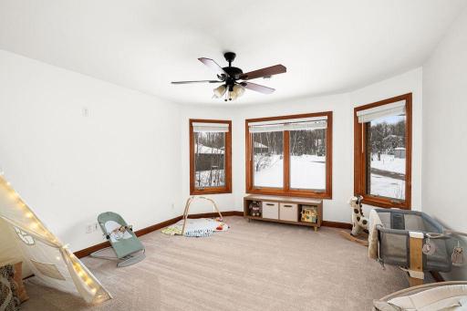 1944 Chinook Drive, Duluth, MN 55811