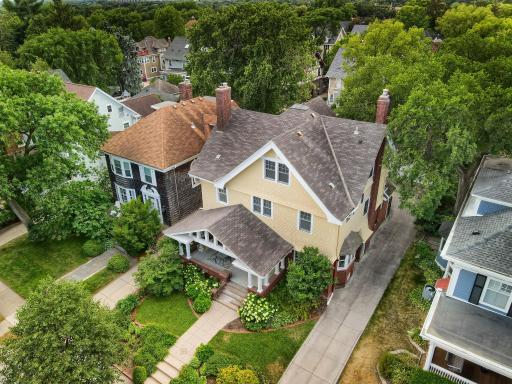 1912 Irving Avenue S, Minneapolis, MN 55403
