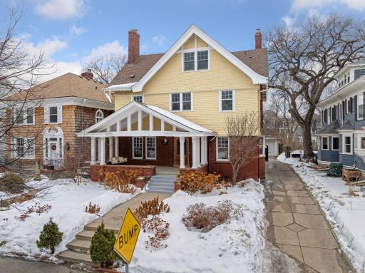 1912 Irving Avenue S, Minneapolis, MN 55403